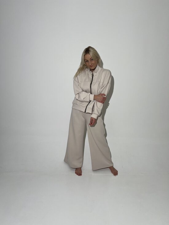 Brīvā laika kostīms